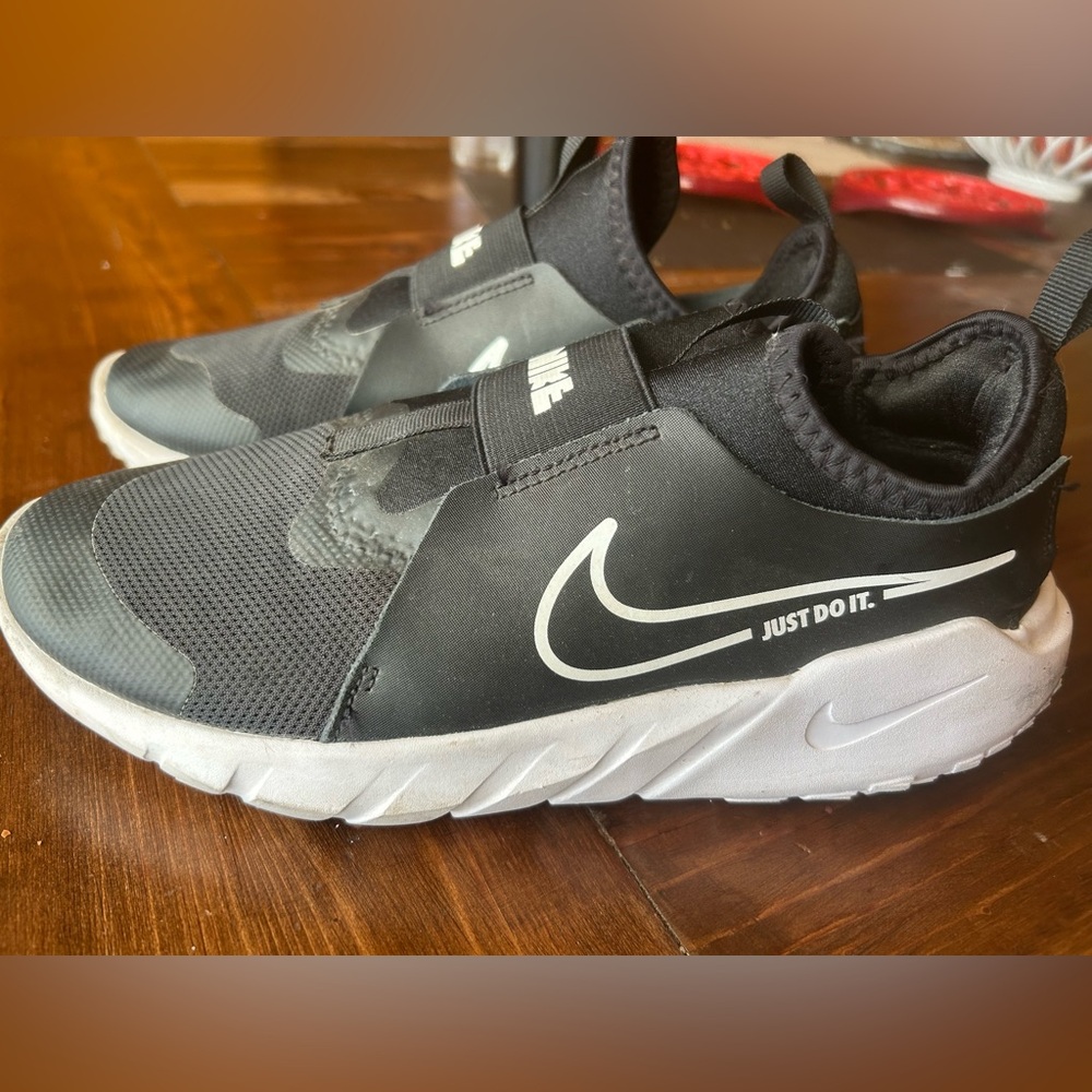 Nike Kids Black and White Slip-On Sneakers